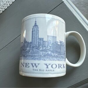Starbucks Architecture Series New York Skyline Mug - White and Blue 18 ounce